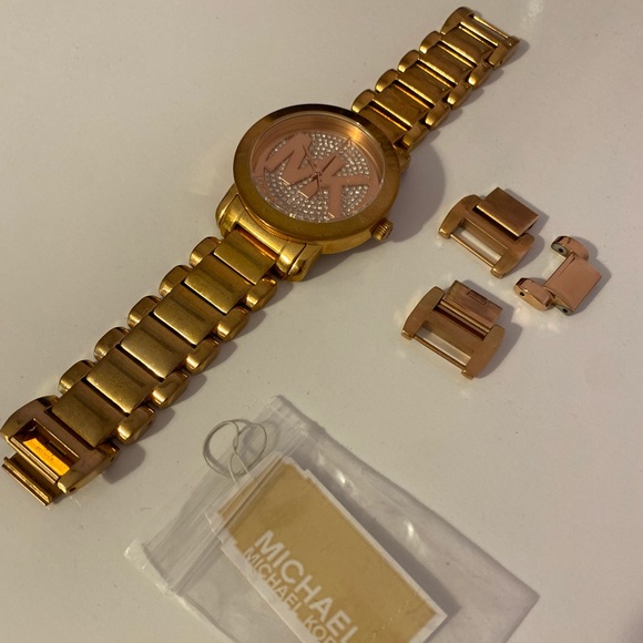 Michael Kors stainless steel watch in a gold color main image 6